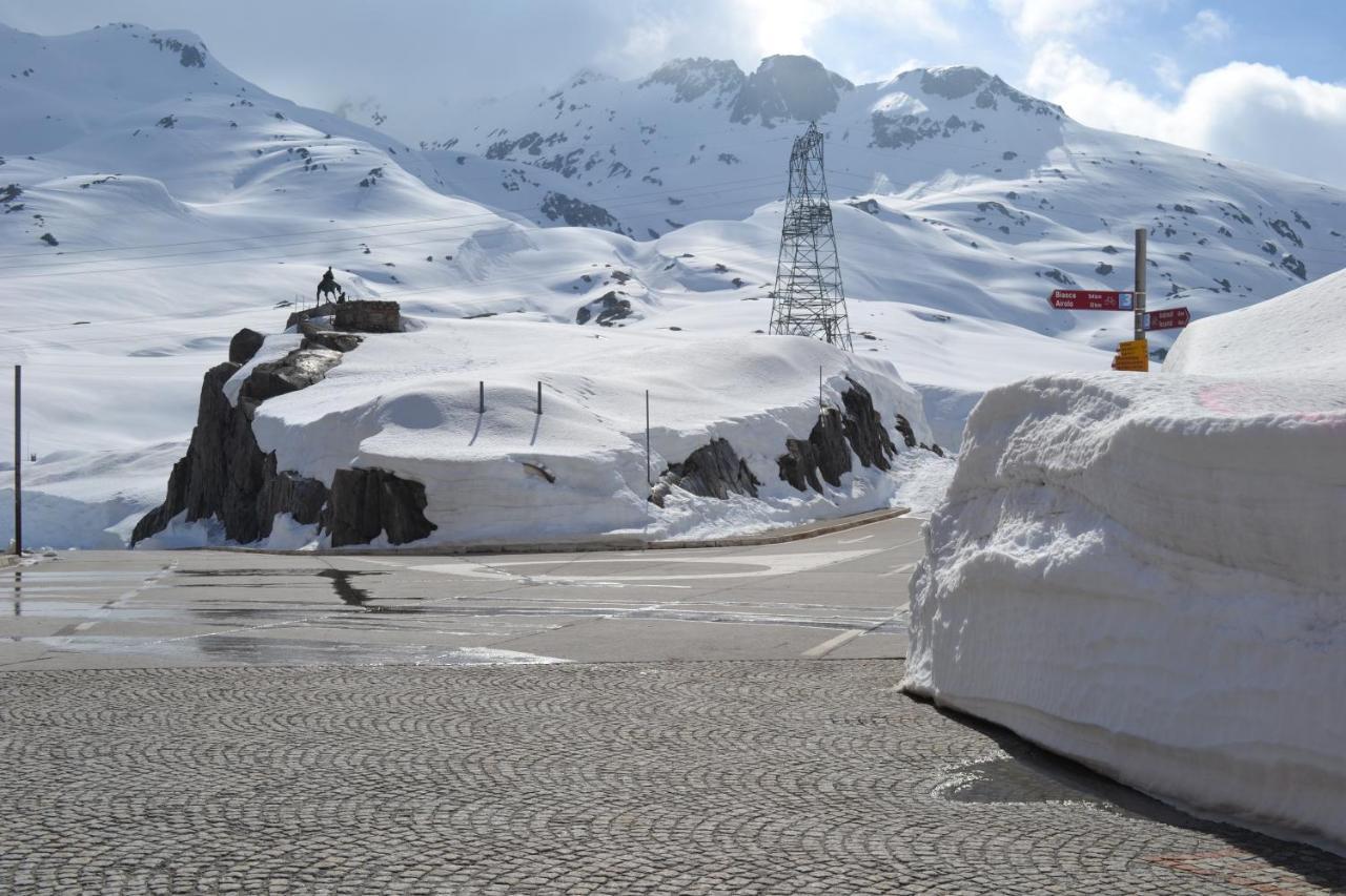 San Gottardo Hotel *